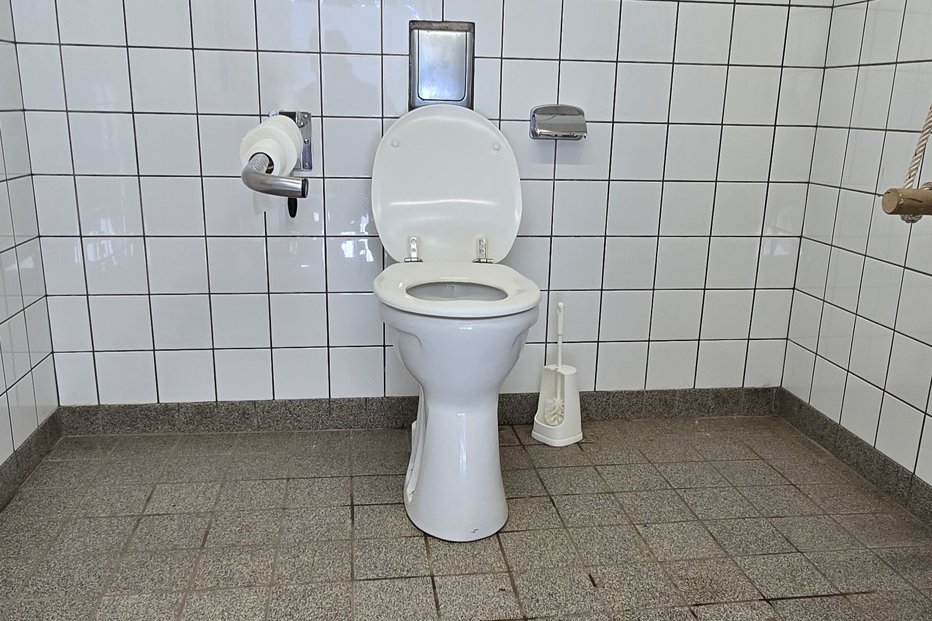 Toilette mit Platz