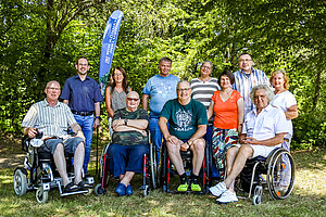 Gruppenfoto im Grünen